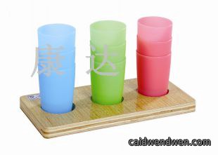 堆杯